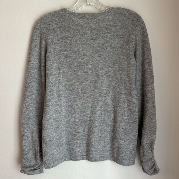 J. McLaughlin Women’s 100% cashmere Soft Gray Knit crewneck Sweater XS EUC! - Picture 7 of 7